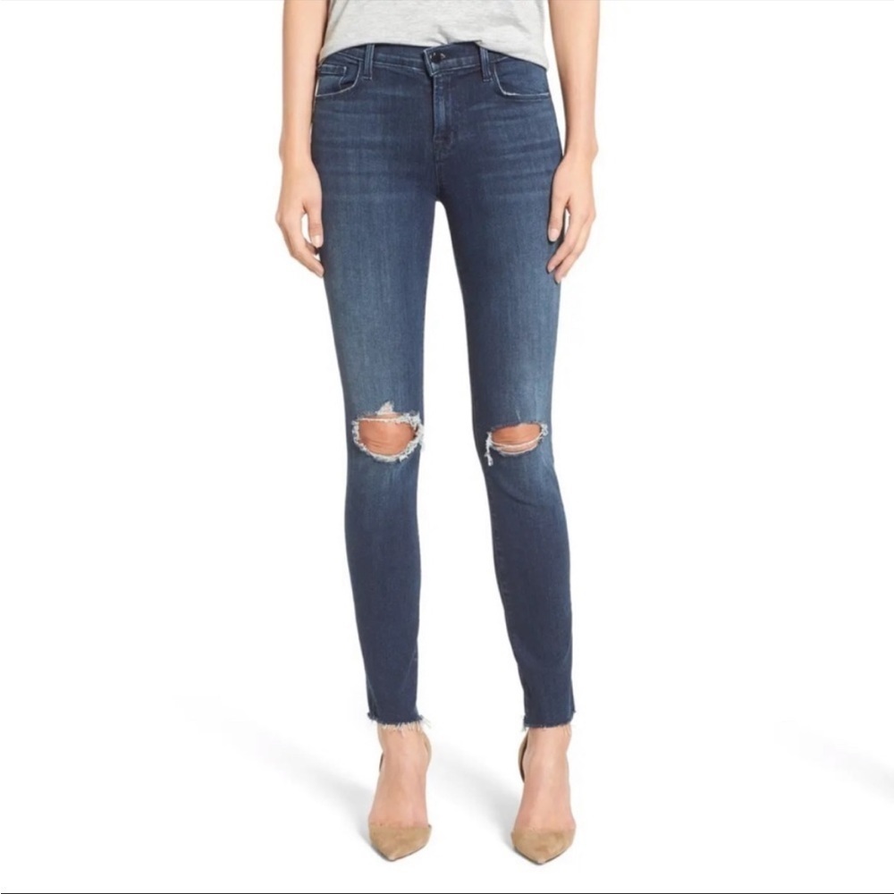 J Brand- Ankle Skinny Distressed Raw Hem Jeans- 26
